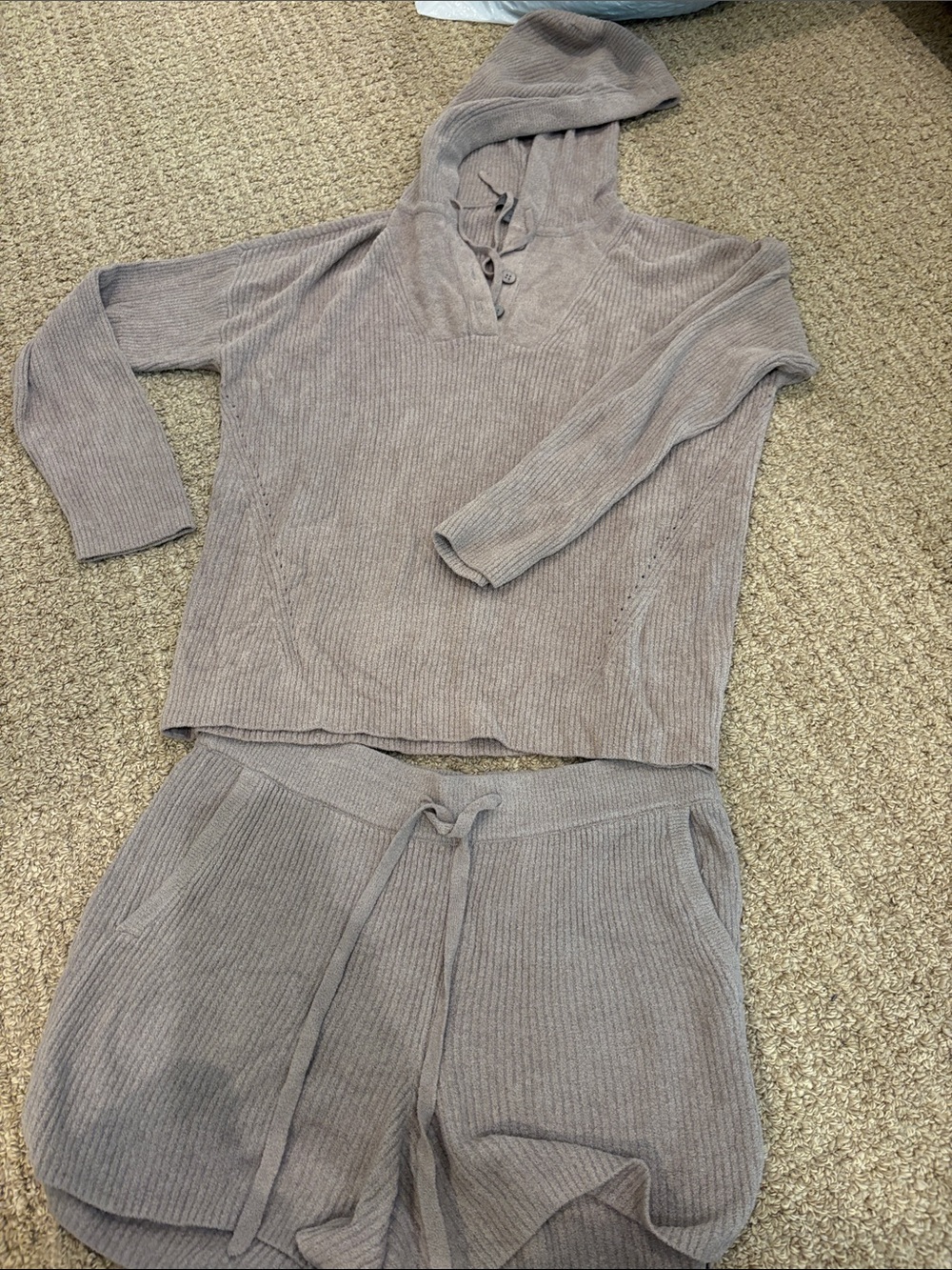Barefoot dreams Cozy Hooded Lounge Set